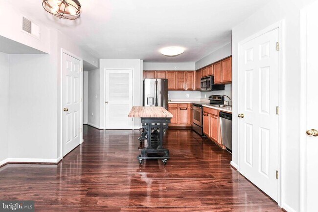 2912 17th St S in Arlington, VA - Building Photo - Building Photo
