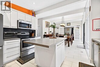 746 Quaker Rd in Welland, ON - Building Photo - Building Photo