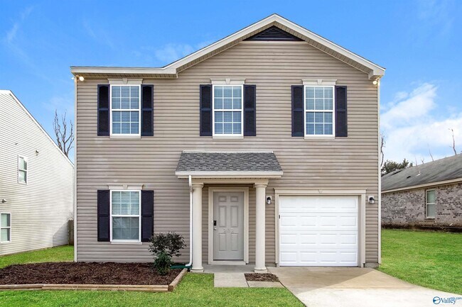 property at 202 Valleyside Dr NE