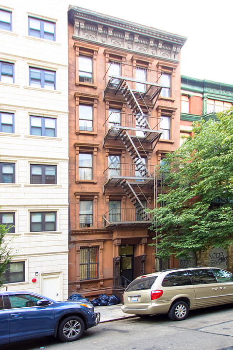 112 W 129th St in New York, NY - Building Photo