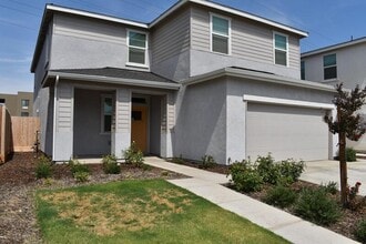 2465 Pineda Dr in Merced, CA - Building Photo - Building Photo