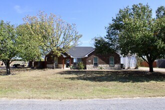160 Castle Ridge in Red Oak, TX - Foto de edificio - Building Photo