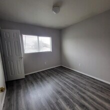3807 Maverick Crk Rd in San Antonio, TX - Foto de edificio - Building Photo