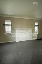 13621 Ashton Rd in Detroit, MI - Building Photo - Building Photo