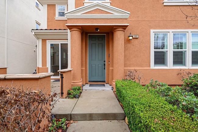568 Selby Lane in Livermore, CA - Building Photo - Building Photo