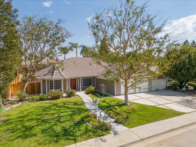 5901 Valley St in Bakersfield, CA - Foto de edificio - Building Photo