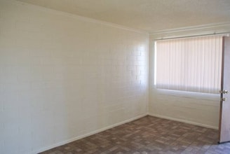 109 E Brinker Dr in Avondale, AZ - Building Photo - Building Photo