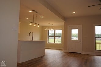 1814 N Oak St in Brookland, AR - Building Photo - Building Photo