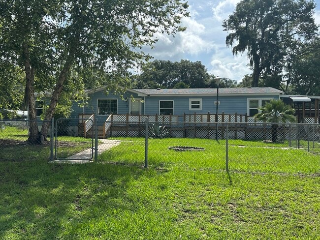 property at 5 Grays Hill Acres