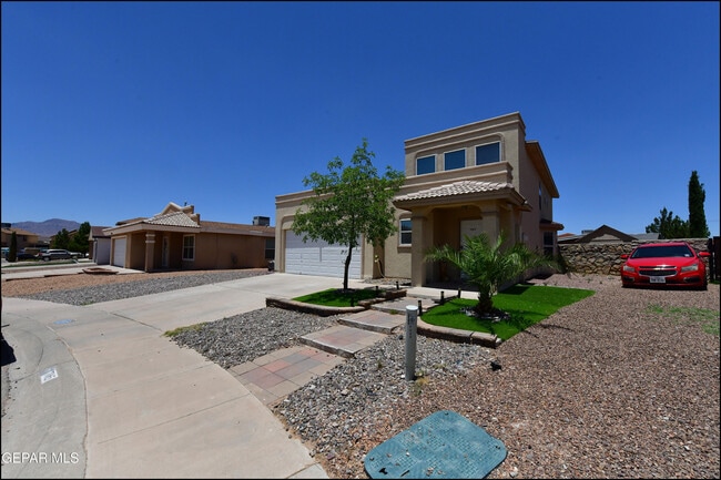 property at 7065 Falling Leaf Cir
