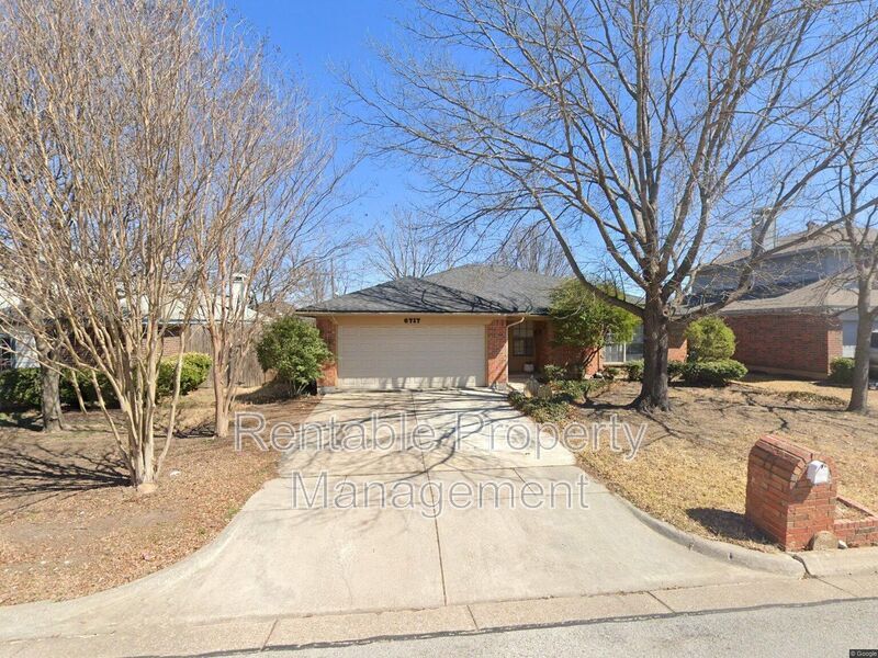 6717 Copperwood Ct in Arlington, TX - Building Photo