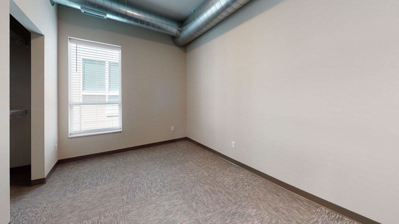 2622 Essex St SE in Minneapolis, MN - Building Photo