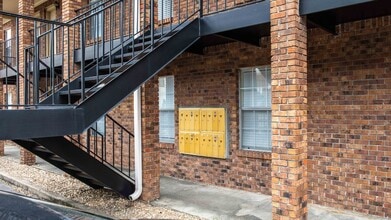 114 N 32nd Ave in Hattiesburg, MS - Building Photo - Building Photo