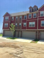 2745 W Cottonwillow Way in Fayetteville, AR - Building Photo