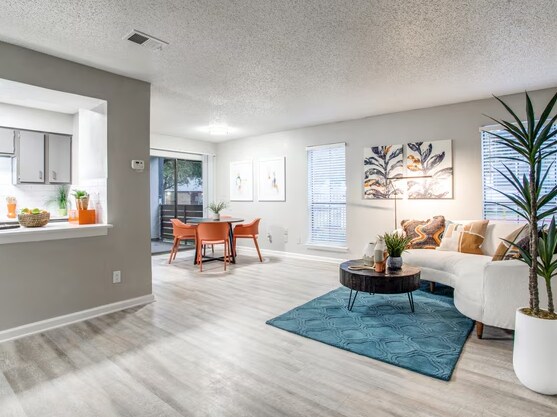 2909 Cityplace W Blvd, Unit ID400829 in Dallas, TX - Foto de edificio