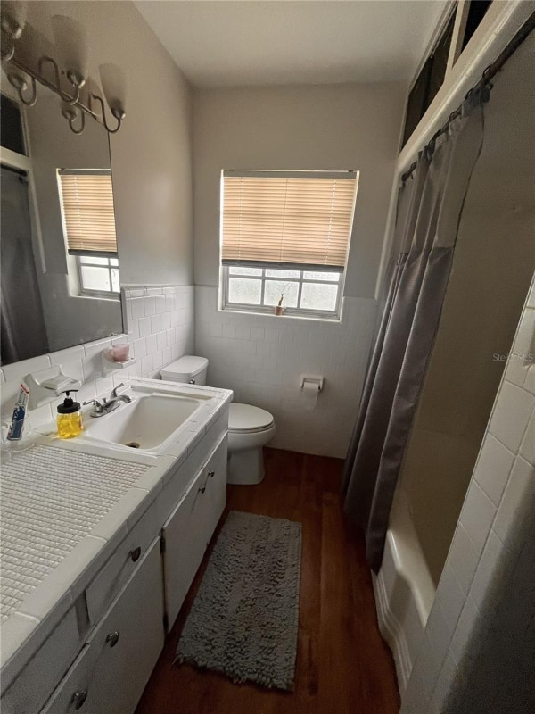705 Westwood Dr in Brandon, FL - Building Photo - Building Photo