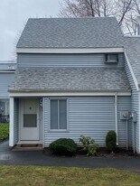 3 Cinnamon Spring in South Windsor, CT - Building Photo