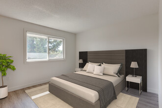 Radisson Village I in Calgary, AB - Building Photo - Building Photo