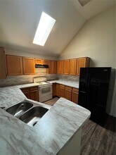 6513 White Oak Dr in Rowlett, TX - Building Photo - Building Photo