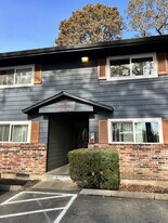 Parkbrook Apartment Homes in Beaverton, OR - Building Photo