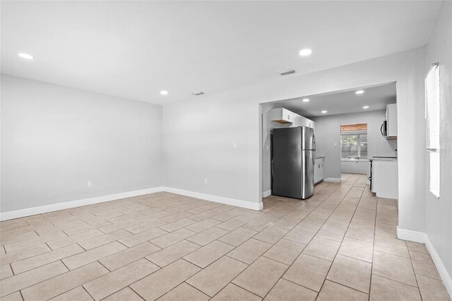 308 38th St S in St. Petersburg, FL - Building Photo - Building Photo