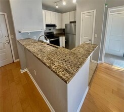 821 Ralph McGill Blvd NE in Atlanta, GA - Building Photo - Building Photo