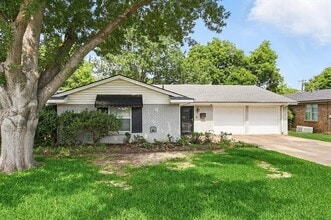 3716 Stadium Dr in Fort Worth, TX - Building Photo - Building Photo