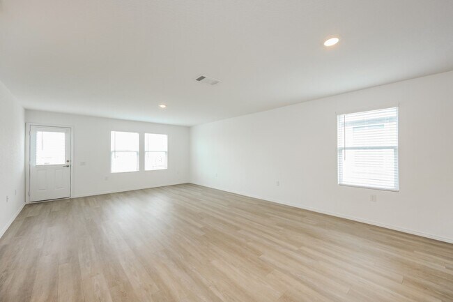 12050 Pewee Ct in San Antonio, TX - Building Photo - Building Photo