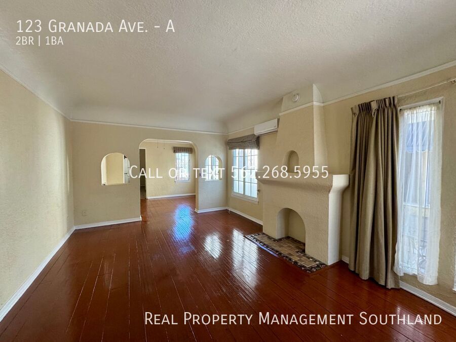123 Granada Ave in Long Beach, CA - Foto de edificio