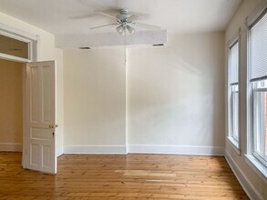 2604 N Racine Ave, Unit 2 in Chicago, IL - Building Photo - Building Photo