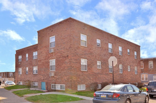 5812 N 2nd St Apartments