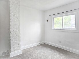 3000 California Ave in Pittsburgh, PA - Building Photo