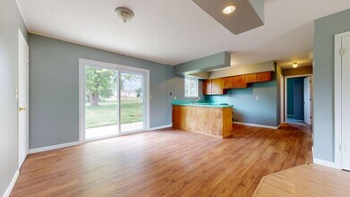 815 Burns St in Mansfield, OH - Foto de edificio - Building Photo