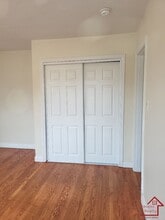 3820 Buffat Mill Rd in Knoxville, TN - Foto de edificio - Building Photo
