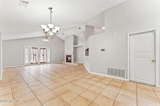 8379 Chason Rd W in Jacksonville, FL - Building Photo - Building Photo