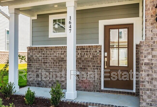 1647 Manuka Ln in Columbia, TN - Building Photo - Building Photo