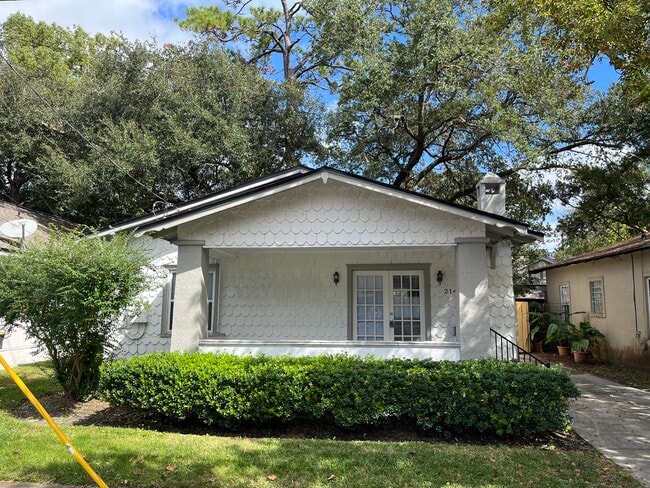2149 Mango Pl in Jacksonville, FL - Foto de edificio - Building Photo
