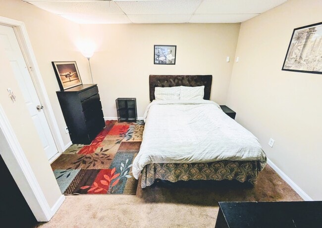 396 Plantation Rd SW, Unit Main