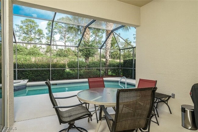 property at 10082 Oakhurst Way