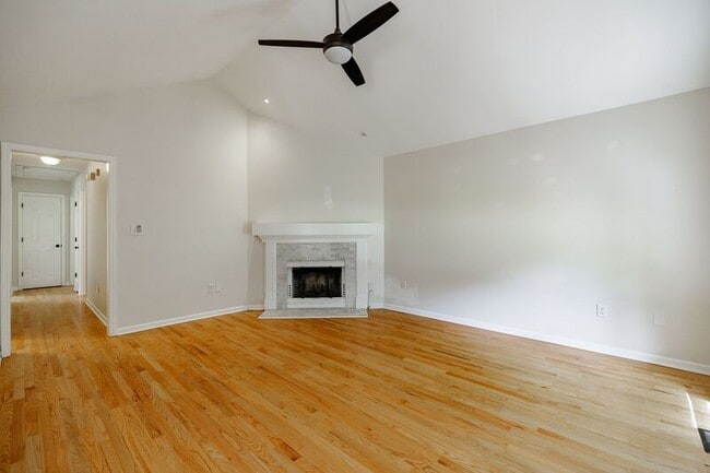 1011 Jeremy Dr in Watkinsville, GA - Building Photo - Building Photo