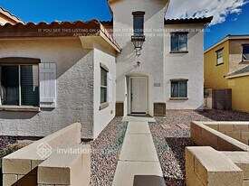 4648 E Laurel Ave in Gilbert, AZ - Building Photo