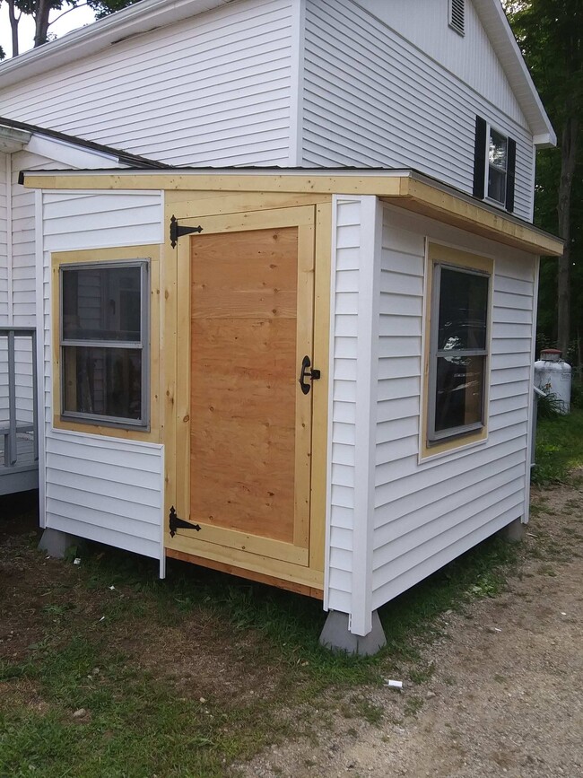 12 Church St in Peterborough, NH - Foto de edificio - Building Photo