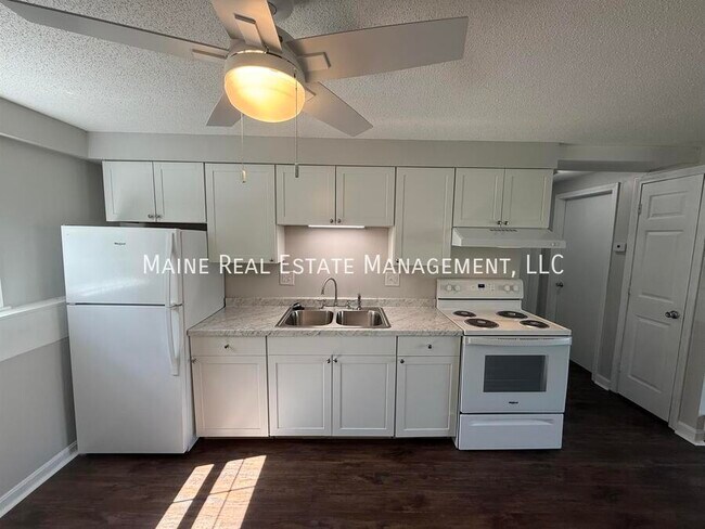 381-385 Pine St. in Bangor, ME - Building Photo - Building Photo