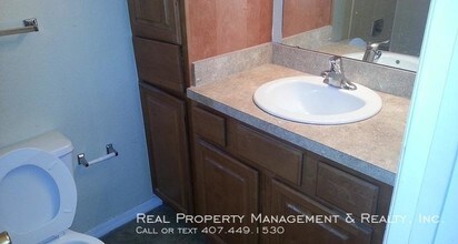 1039 S Hiawassee Rd in Orlando, FL - Building Photo - Building Photo