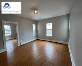 127 Austin St in Worcester, MA - Building Photo - Building Photo