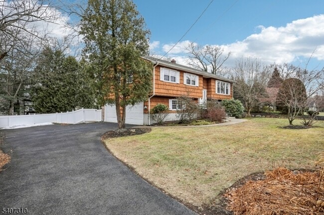 254 Darlington Ave in Ramsey, NJ - Building Photo - Building Photo