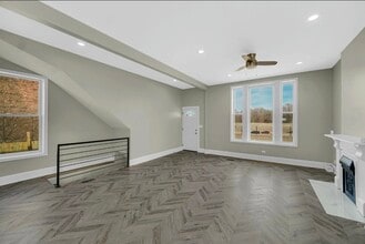 5626 S Wells St, Unit 1 in Chicago, IL - Building Photo - Building Photo