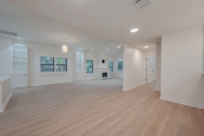 property at 2702 Delano St