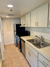 2225 Bispham Rd in Sarasota, FL - Building Photo - Building Photo
