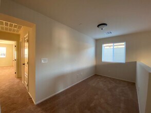 4471 Sapphire Moon Ave in North Las Vegas, NV - Building Photo - Building Photo